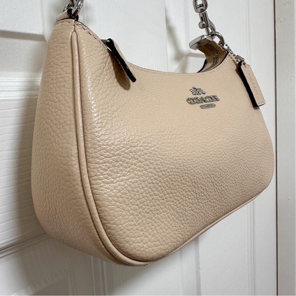 Coach Teri Refined Pebble Leather Convertible Strap Shoulder Bag - Picture 4 of 17